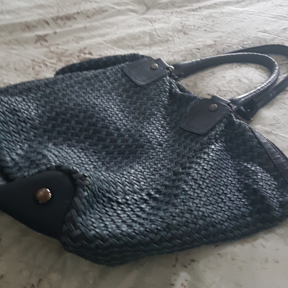 COPY - Navy, basket weave purse